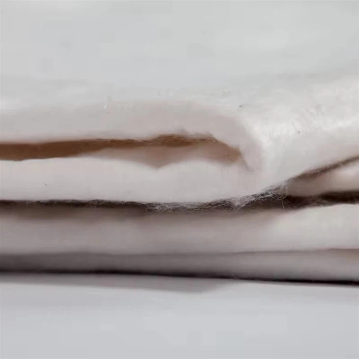 PET غير المنسوجة خيوط مستمرة التكسية الأرضية